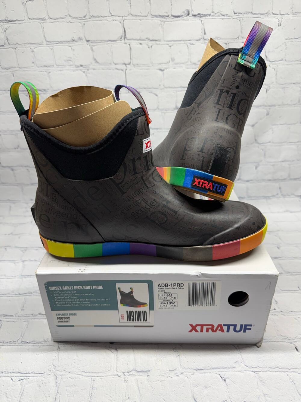 Limited Edition XTRATUF unisex ankle deck boots in a "Pride" NIB